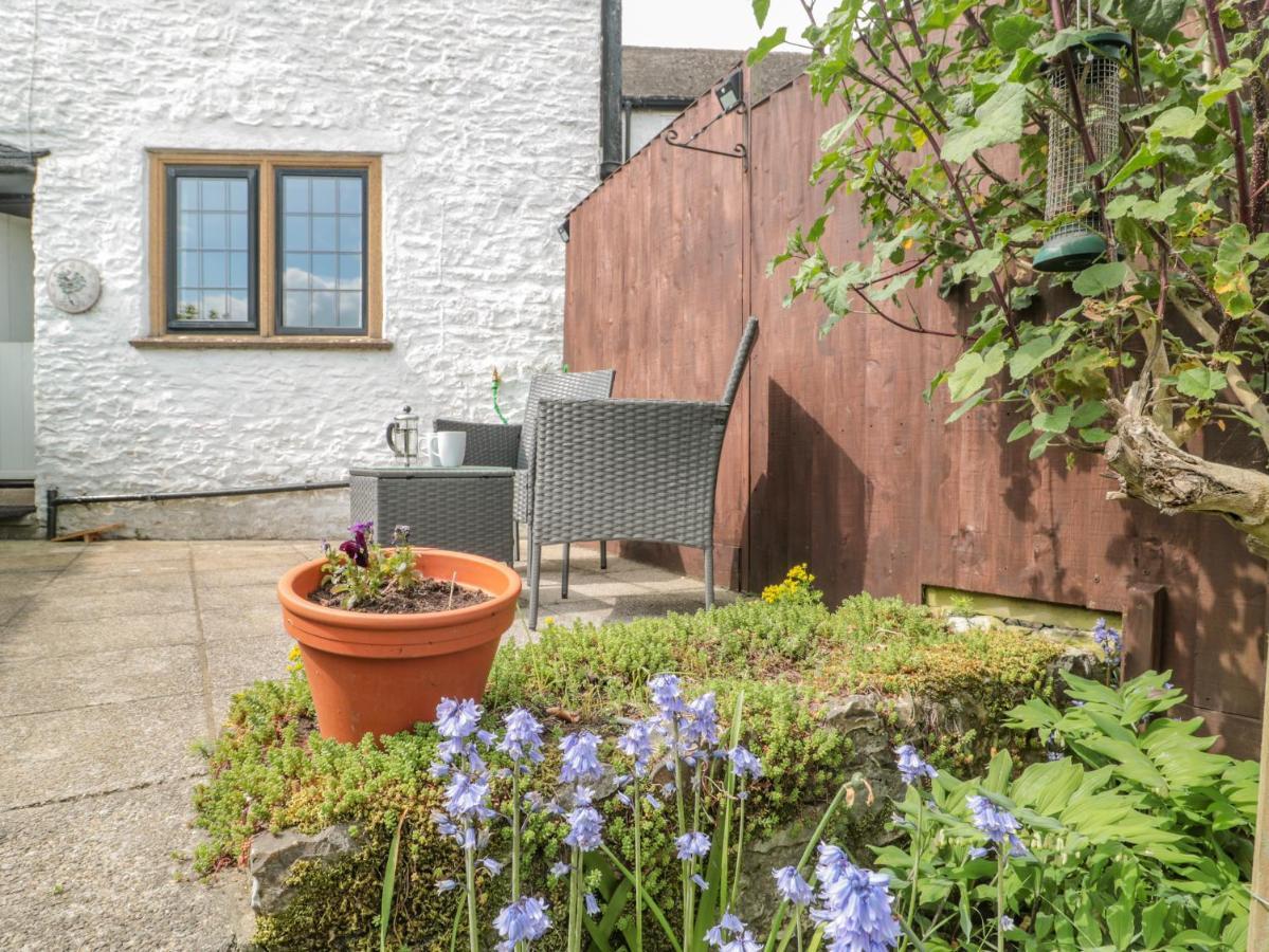 Red Roof Villa Honiton Exterior photo